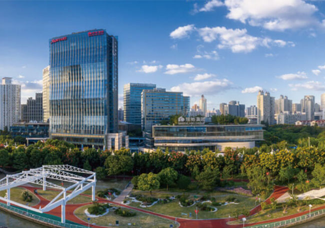 武漢綠地中心寫字樓工程案例